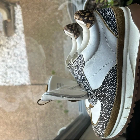 Madewell White and Brown Patterned Sneakers - Picture 5 of 8